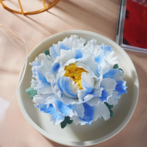 Lake blue and white ceramic flower diffuser, 非遗 craft for aromatherapy & decor